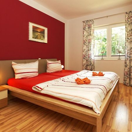 Ferienwohnung Seestrasse Цемпин Екстериор снимка